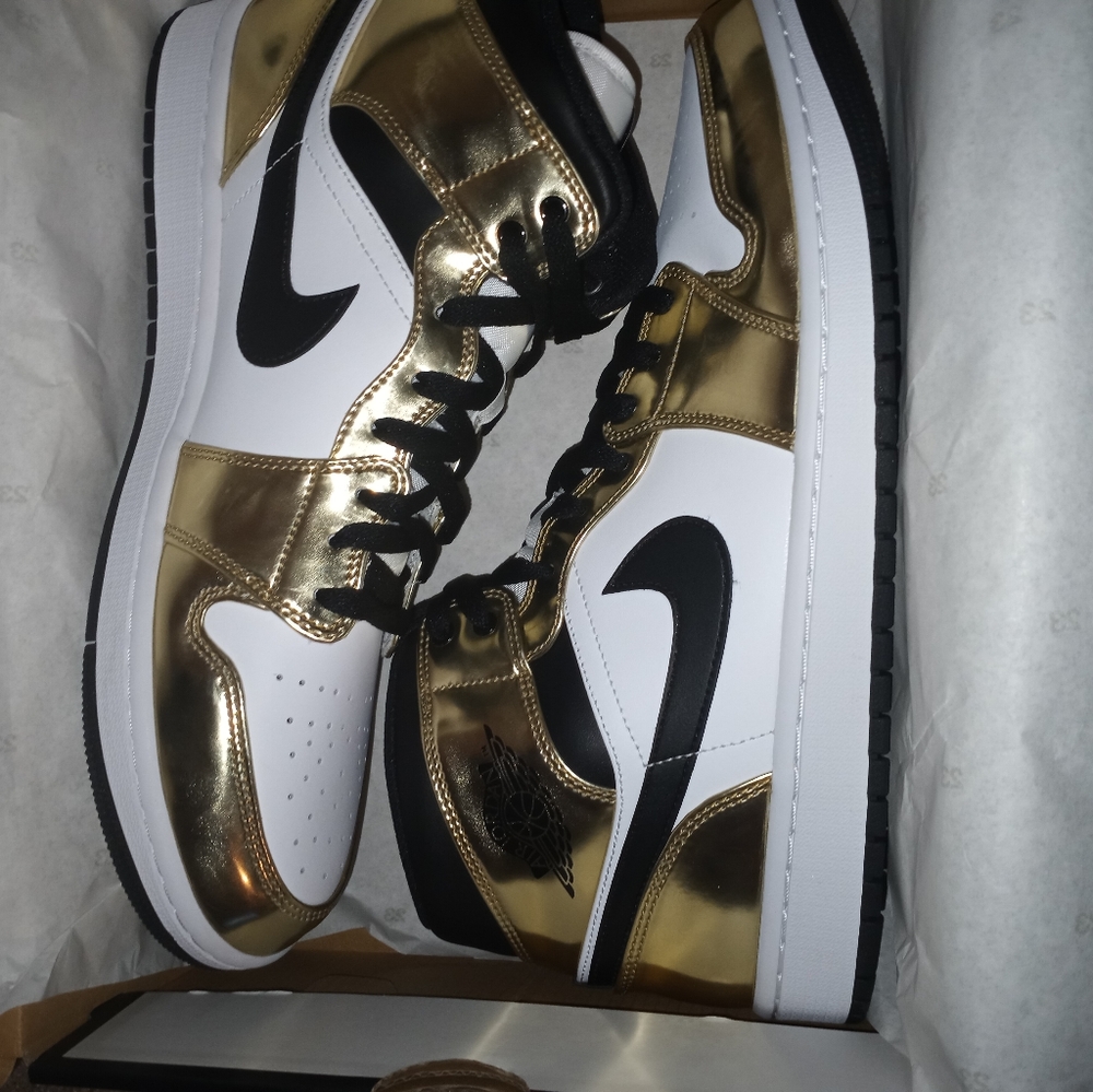 Jordans - Picture 9 of 16